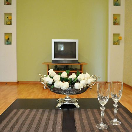Apartment On Karbyshewa 1 Grodno Exterior photo